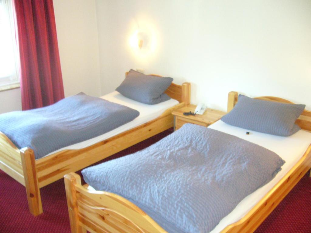 Hotel Theile Garni Gummersbach Rom bilde